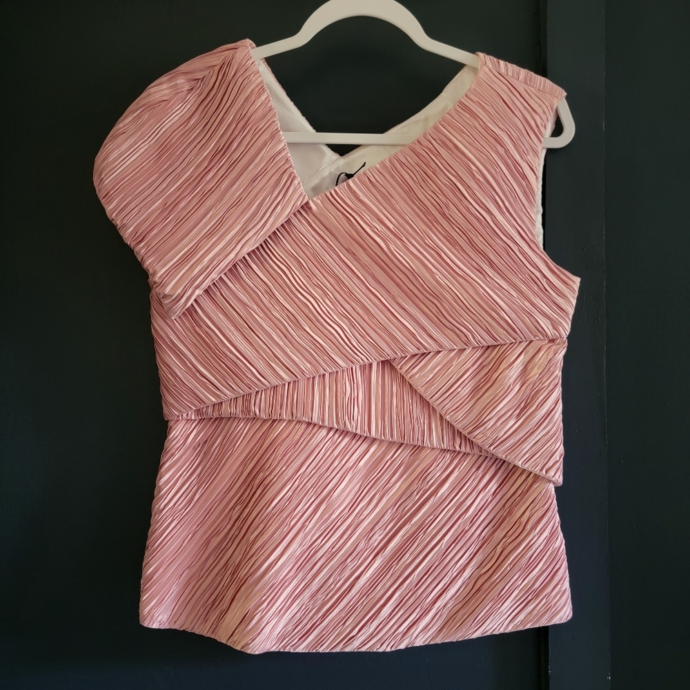 NWT Marina Moscone One-Shoulder Spliced Top‎ in Blush Size 6 Pleated Satin Top